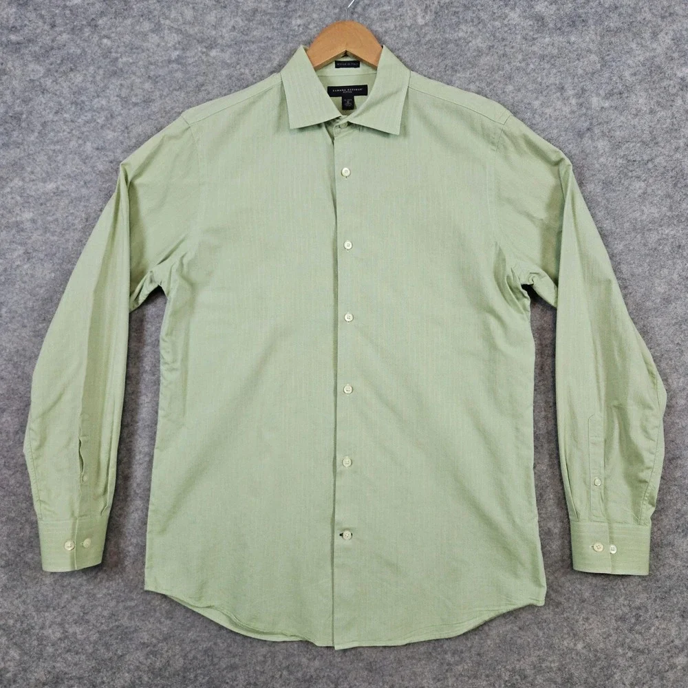 Banana Republic Men's Fitted Green Size M 15-15 1/2‎ Texture Striped Dress Shirt